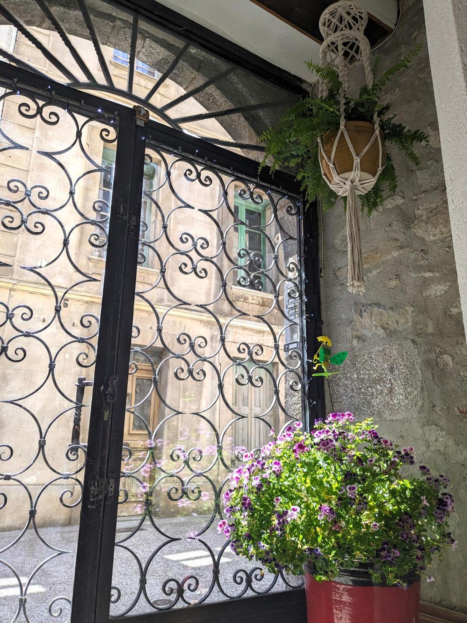 Appartement Saint Jean 2 Cosy Et Confort Villefranche-de-Conflent Luaran gambar